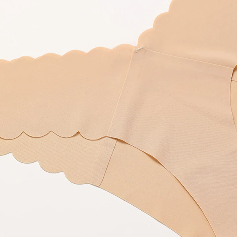 Sexy Women Ice Silk Panties Low-Rise Elasticity Lingerie Female G String Underwear Wave Edge Comfortable Thong Intimates